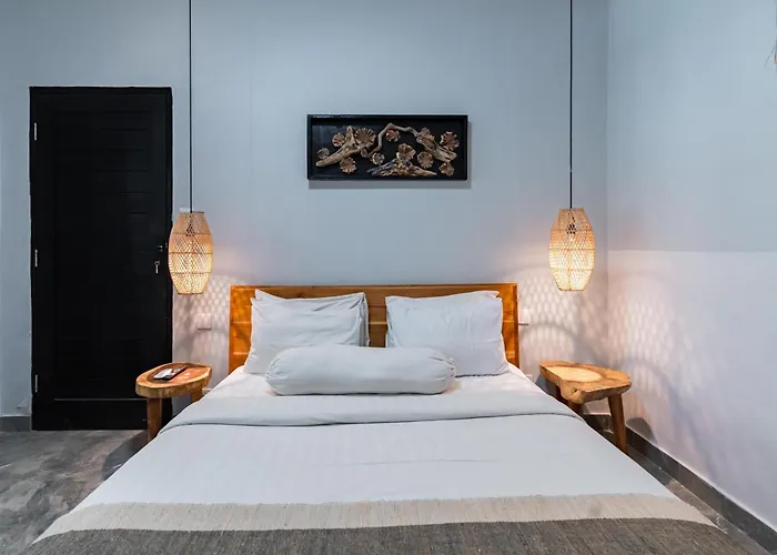 The Umalas - Near 4br Private Pool Villa Canggu (Bali)
