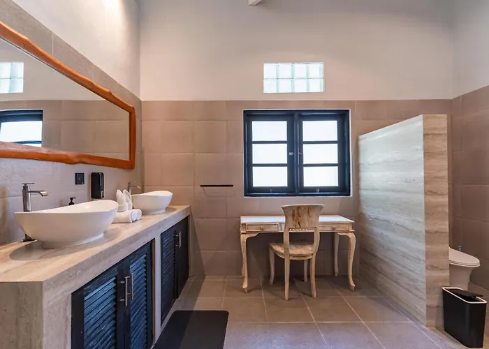 The Umalas - Near 4br Private Pool Villa *