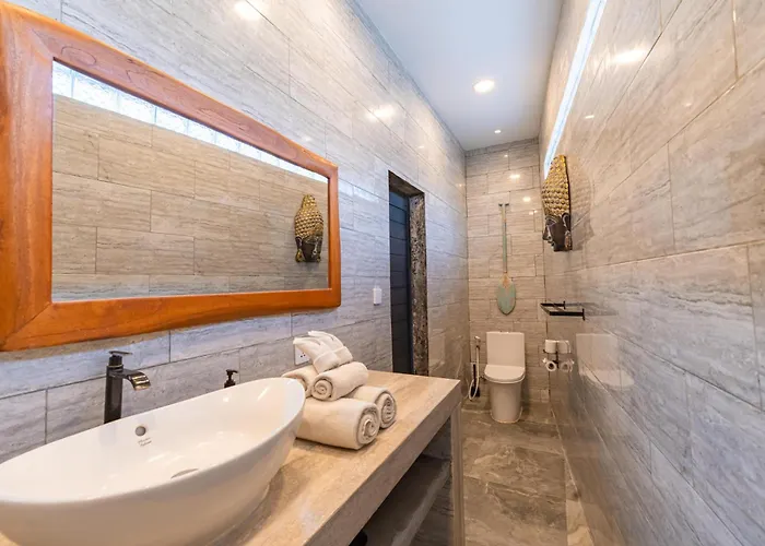 The Umalas - Near 4br Private Pool Villa Canggu (Bali)