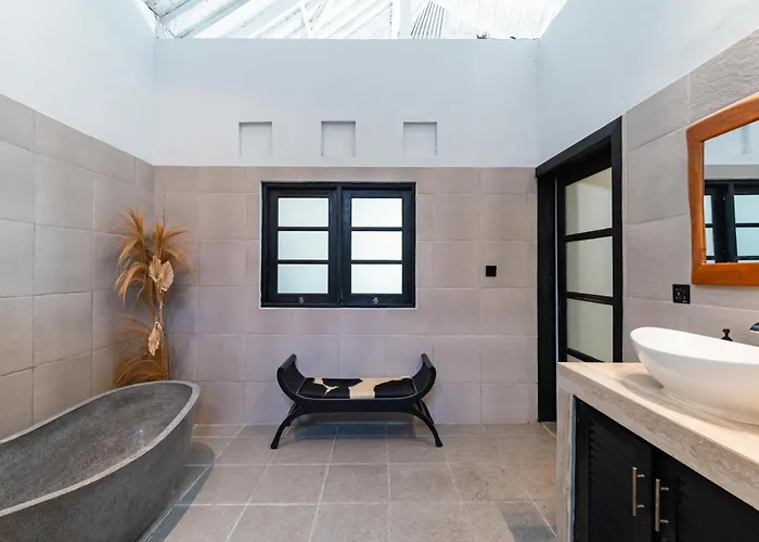 Villa The Umalas - Near 4br Private Pool *