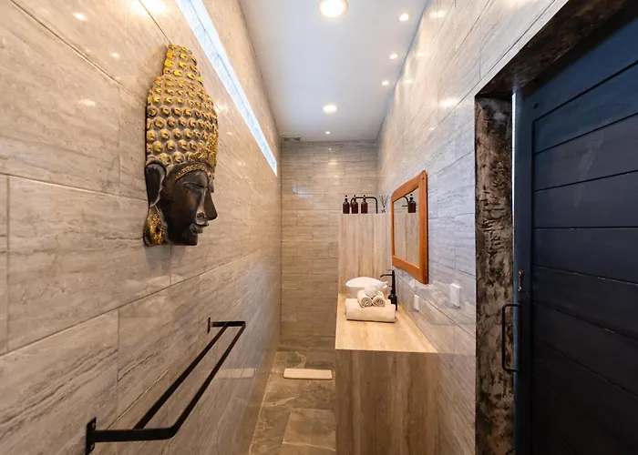 The Umalas - Near 4br Private Pool *