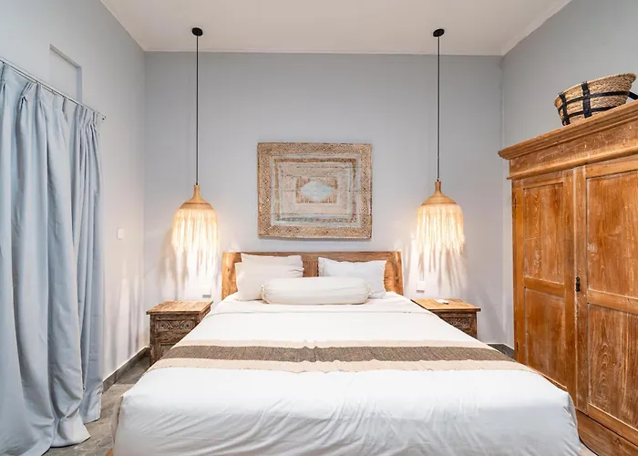 The Umalas - Near 4br Private Pool Villa *