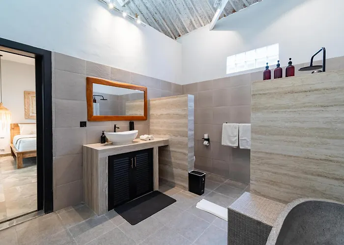 The Umalas - Near 4br Private Pool