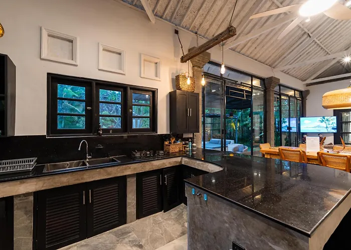 The Umalas - Near 4br Private Pool Canggu (Bali)