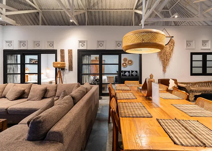 The Umalas - Near 4br Private Pool *