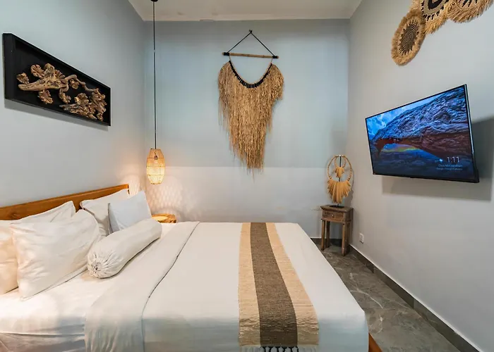 The Umalas - Near 4br Private Pool *
