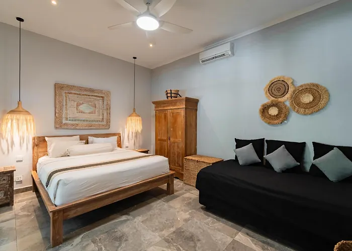 The Umalas - Near 4br Private Pool Villa