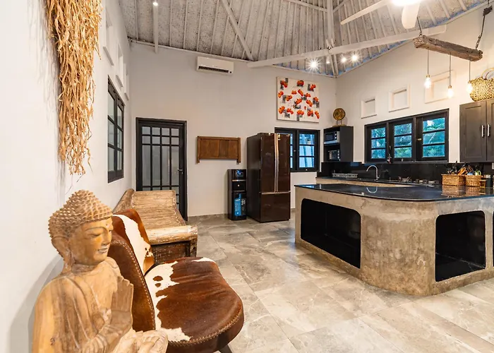 Villa The Umalas - Near 4br Private Pool Canggu (Bali)