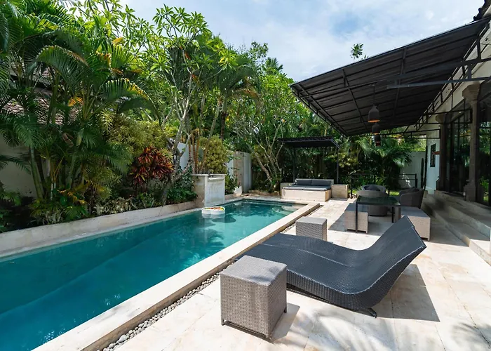 The Umalas - Near 4br Private Pool *